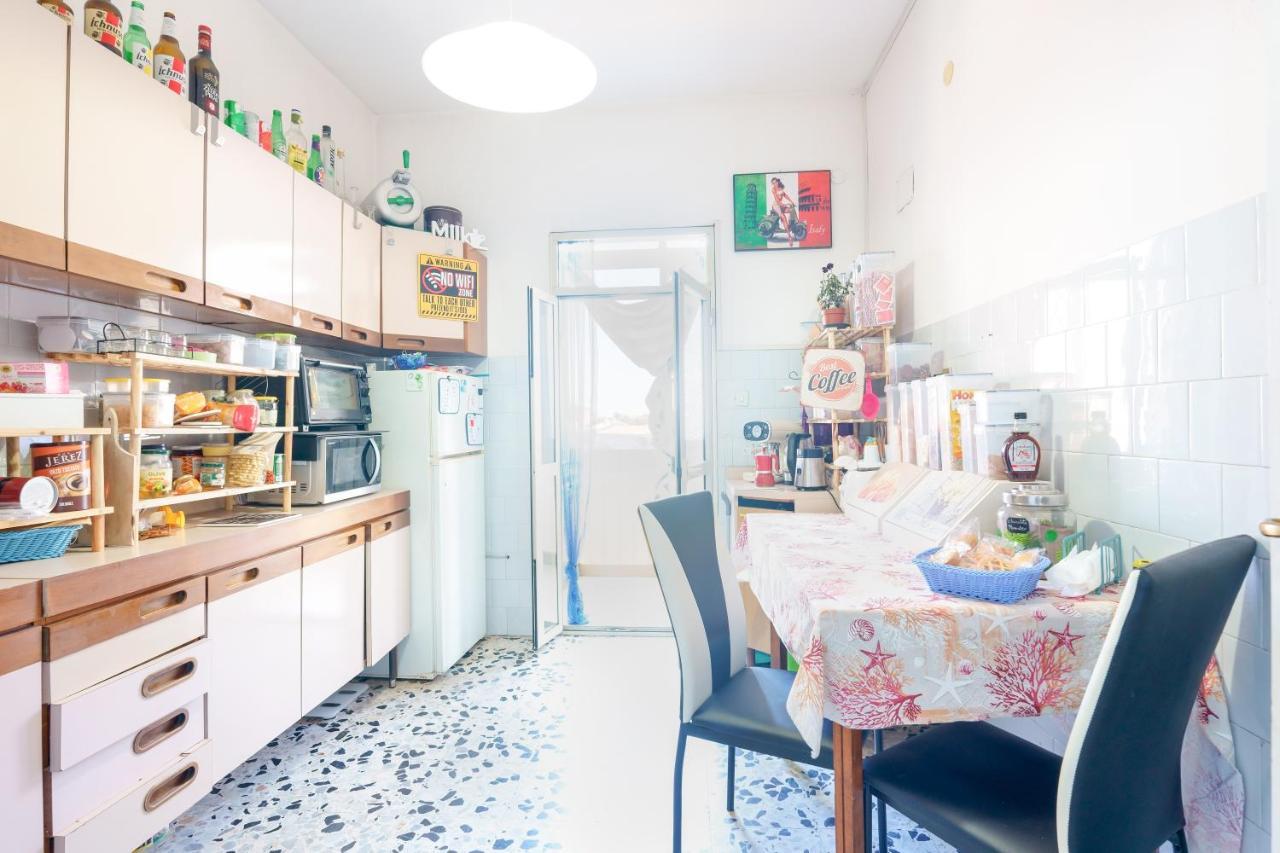B&B Pothos - Eng Ita - Air Conditioning Wi-Fi Fridge Netflix Local Guide - Aria Condizionata, Frigo, Internet, Guida Locale Cagliari Buitenkant foto